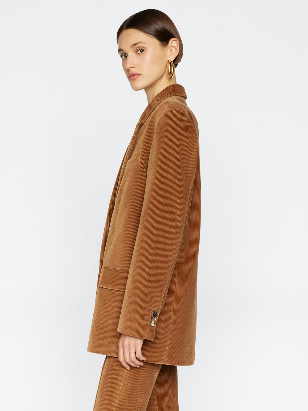 jacket side view alt:fit1